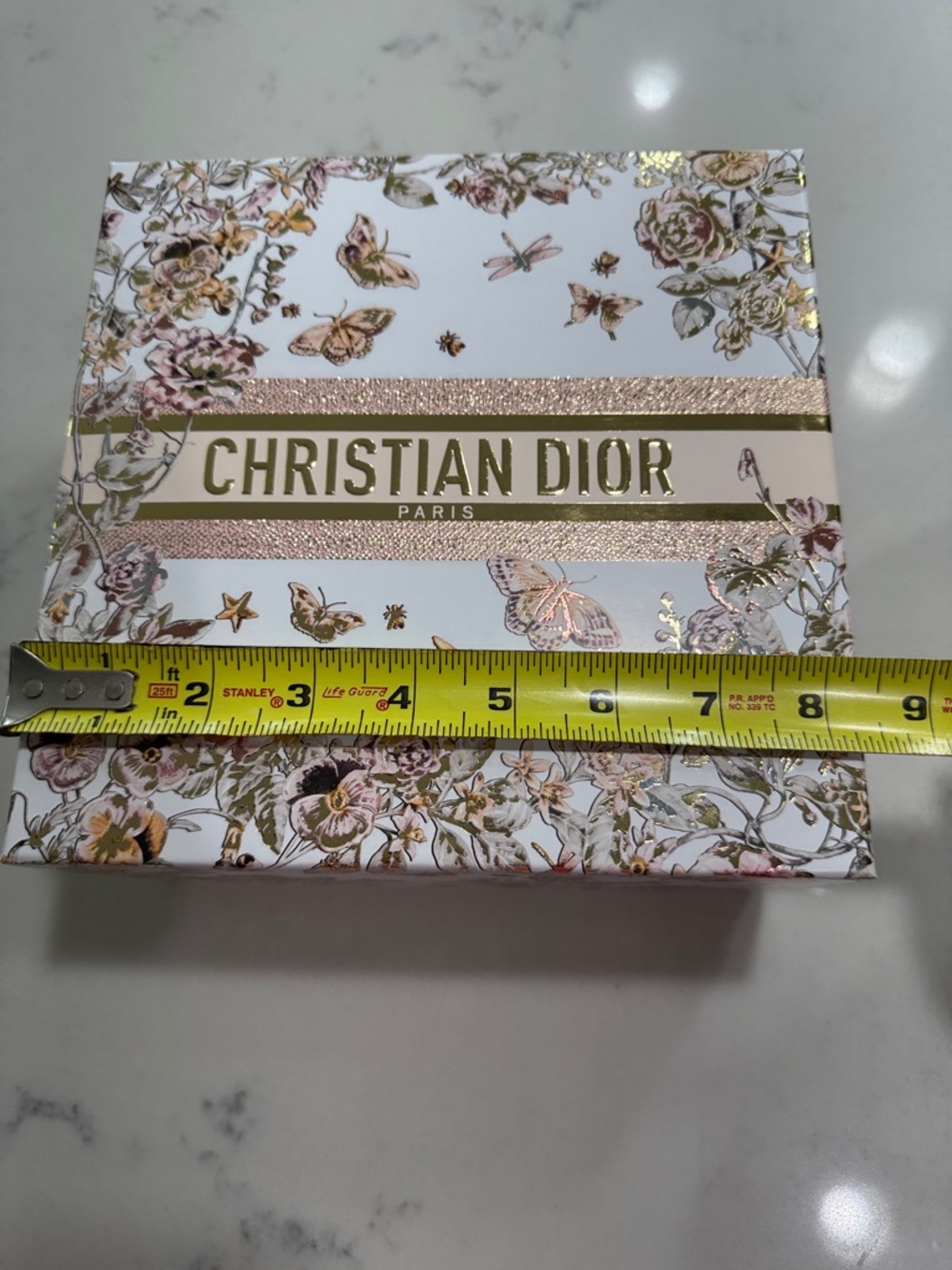 Christian Dior Floral Gift Box - Picture 6 of 7